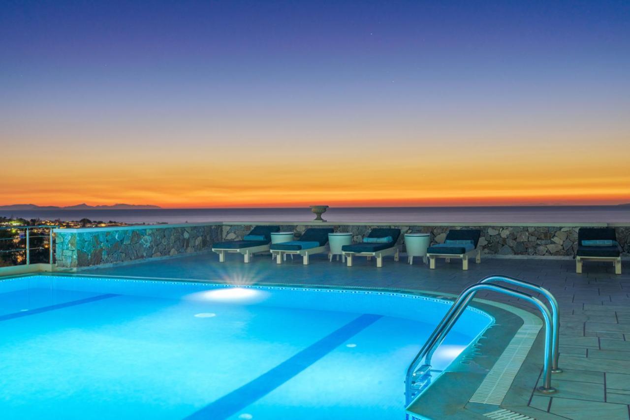 Epavlis Hotel & Spa Kamari  Exterior photo